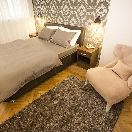 Apartment Mozaik Belgrado Exterior foto